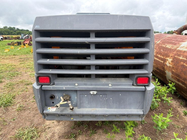 2018-atlas-copco-xas440jd-image-6