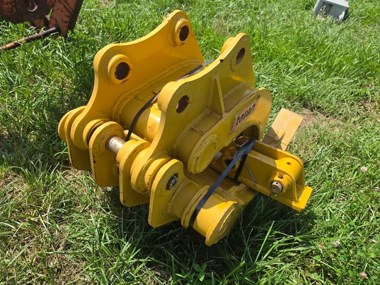 caterpillar-305-image-3