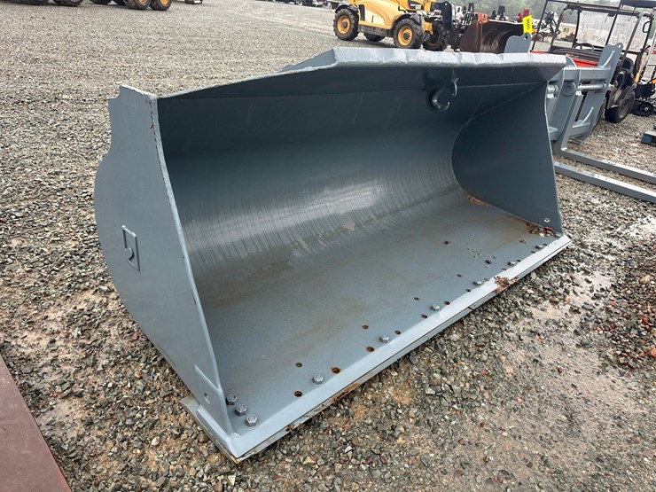 #5099-•-approx-120"-loader-bucket-image-1