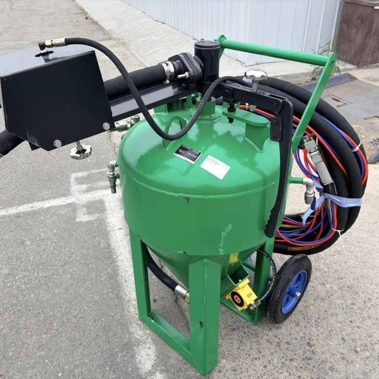 DB600 Dustless Blasting