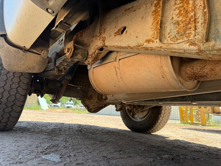 2019-chevrolet-2500hd-image-43