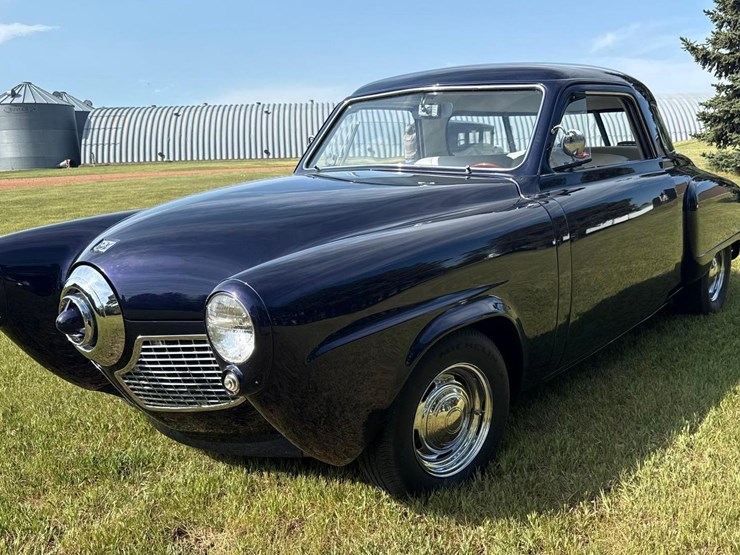 1949-studebaker-starlight-coupe-image-1