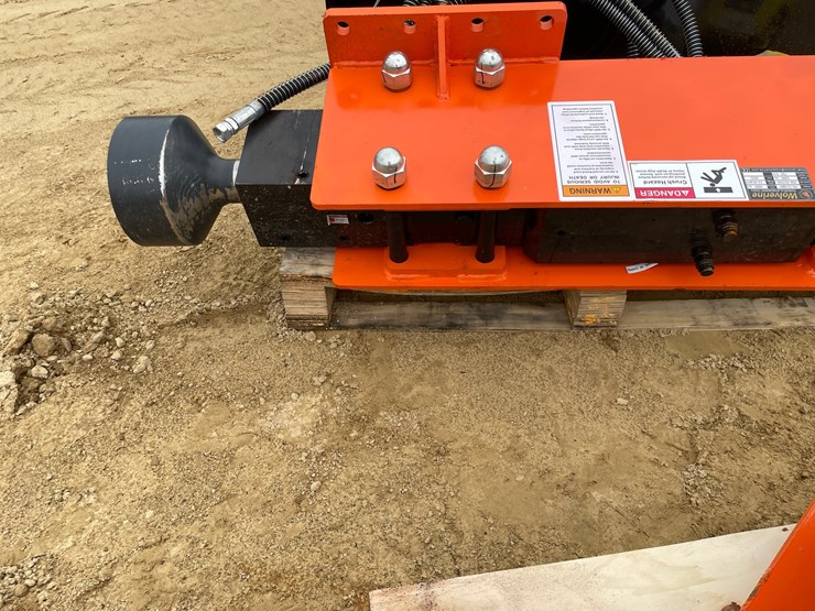 #2053-•-new-wolverine-skid-steer-post-hole-driver-image-10