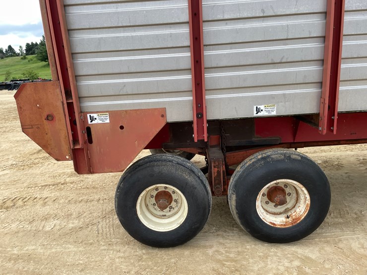 #408-•-h-&-s-18'-chopper-box-image-18