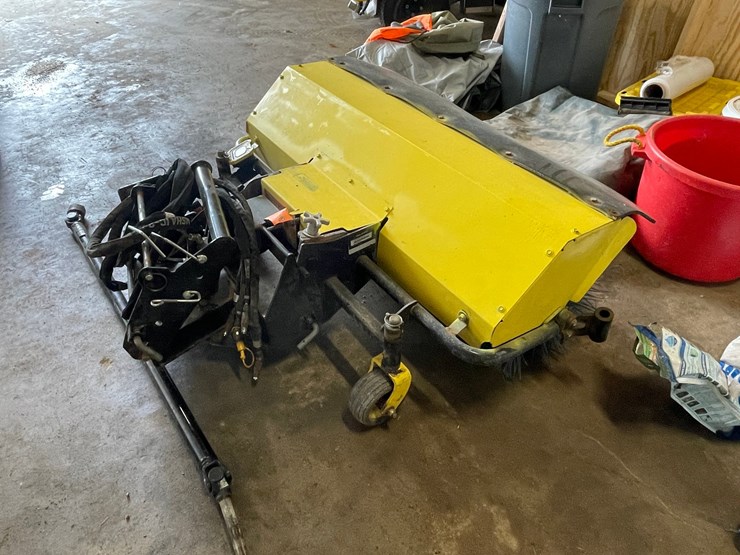 john-deere-52-image-3