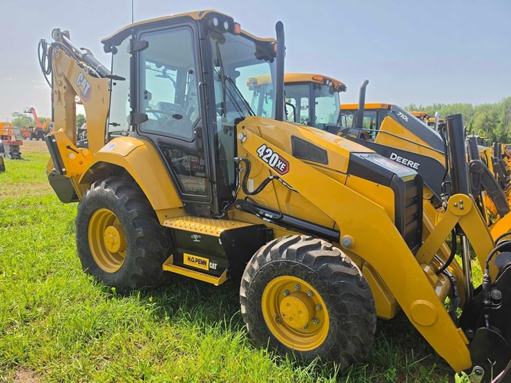 caterpillar-420-xe-image-4