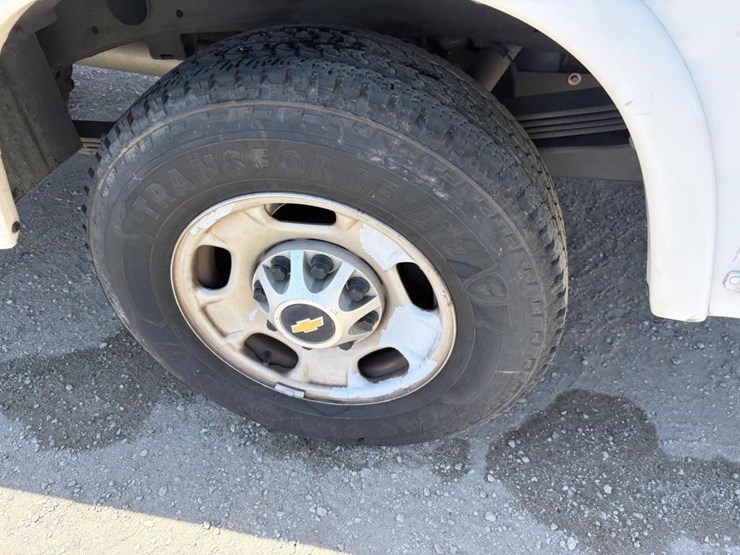 2011-chevrolet-silverado-2500-image-5