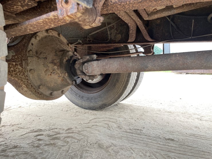 #204-•-1988-international-straight-truck-(has-wi-title)-image-83