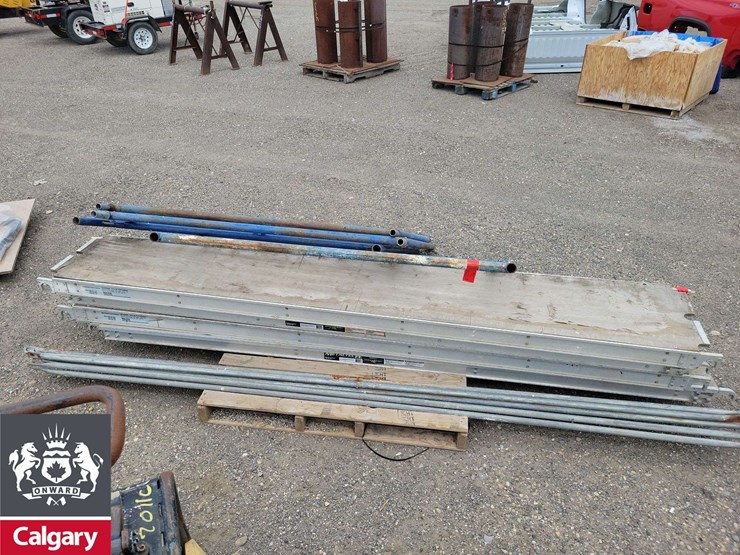 pallet-of-scaffolding-image-3