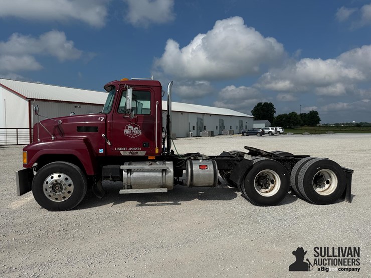 2000-mack-ch600-image-8