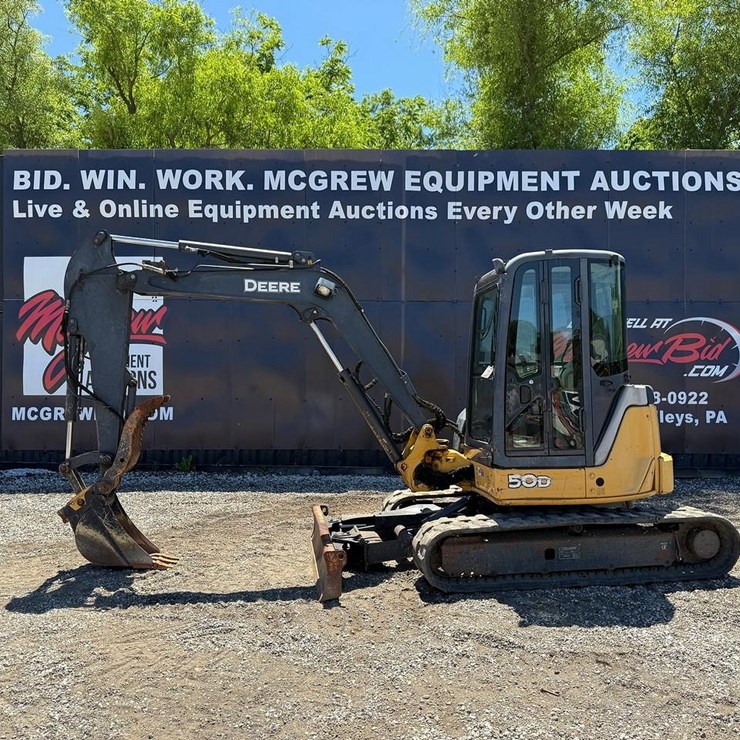 DEERE 50D