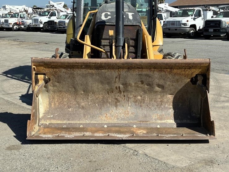 2014-caterpillar-430e-image-7