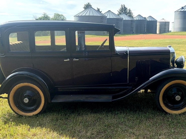 1930-chevrolet-4-door-sedan-image-3