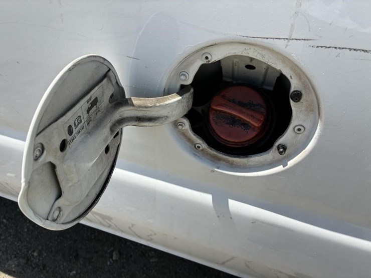 2002-ford-e350-image-6