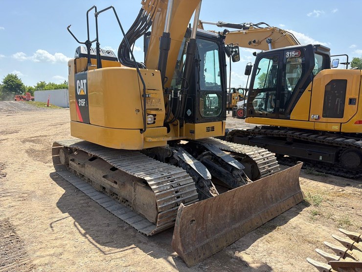 caterpillar-315-gc-image-5