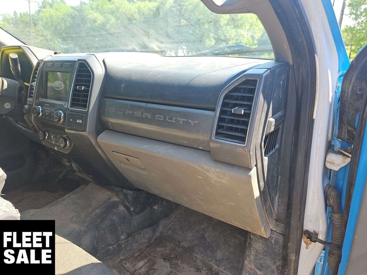 2020-ford-f250-image-27
