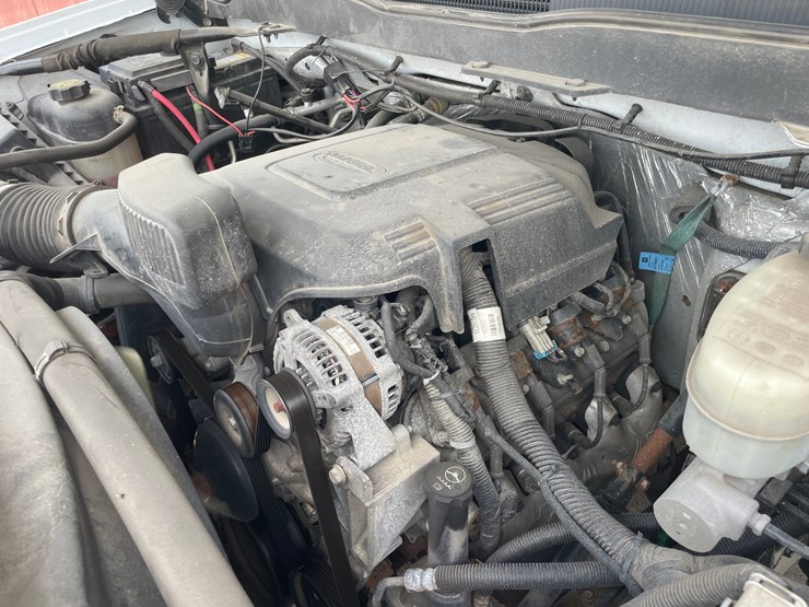 2017-chevrolet-2500-image-50