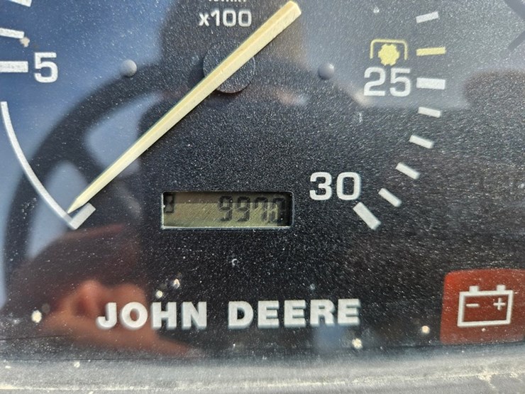john-deere-5220-image-28