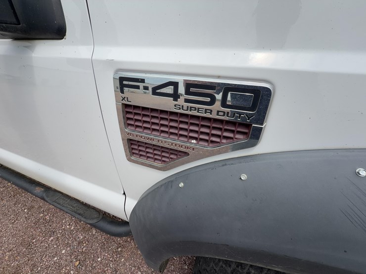 ford-service-truck-image-17