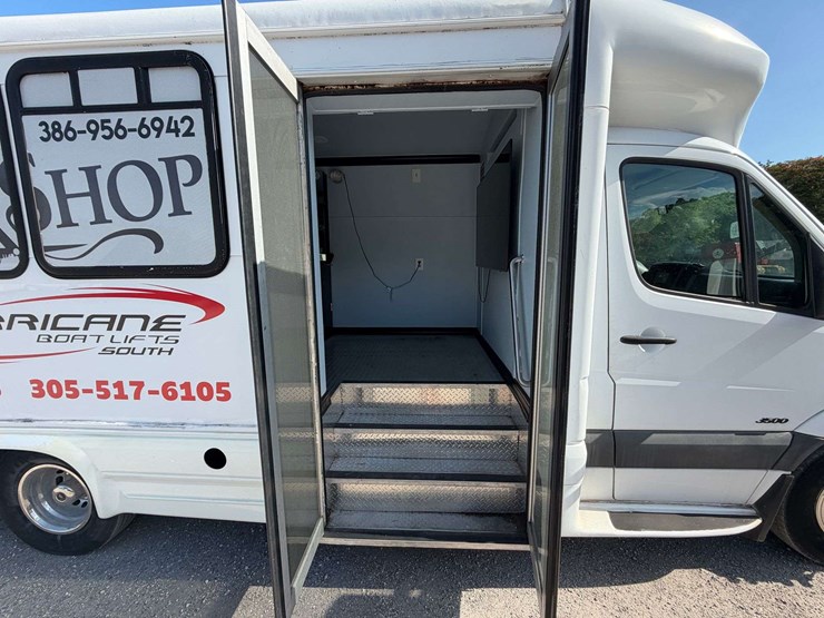 2010-freightliner-sprinter-3500-image-20