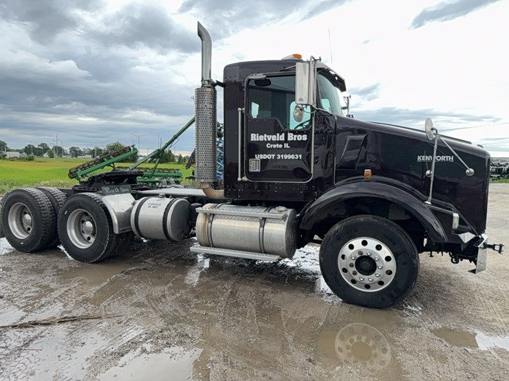 1999-kenworth-t800-image-51