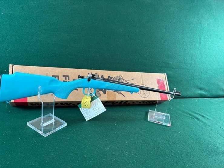 crickett-"my-first-rifle"-22-s,-l-or-lr-rifle--nib-image-2