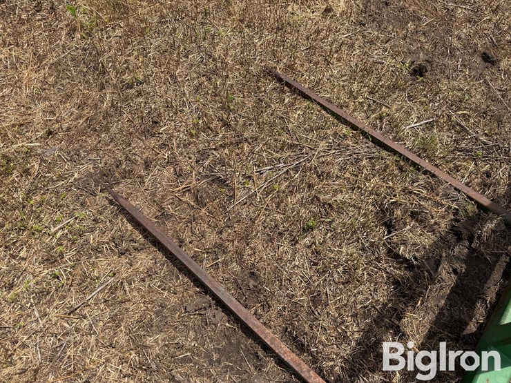 balemaster-loader-bale-spear-image-16