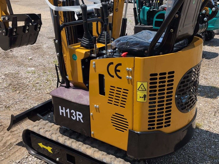 cfg-industries-mini-excavator---h13r-image-5