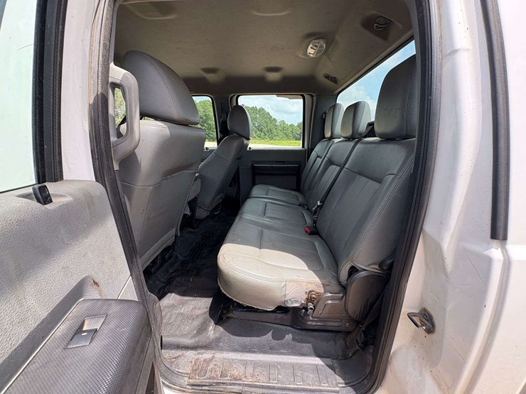 2012-ford-f350-image-17