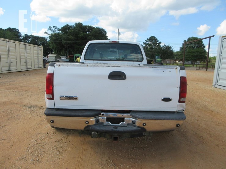 2005-ford-f350-sd-lariat-image-3