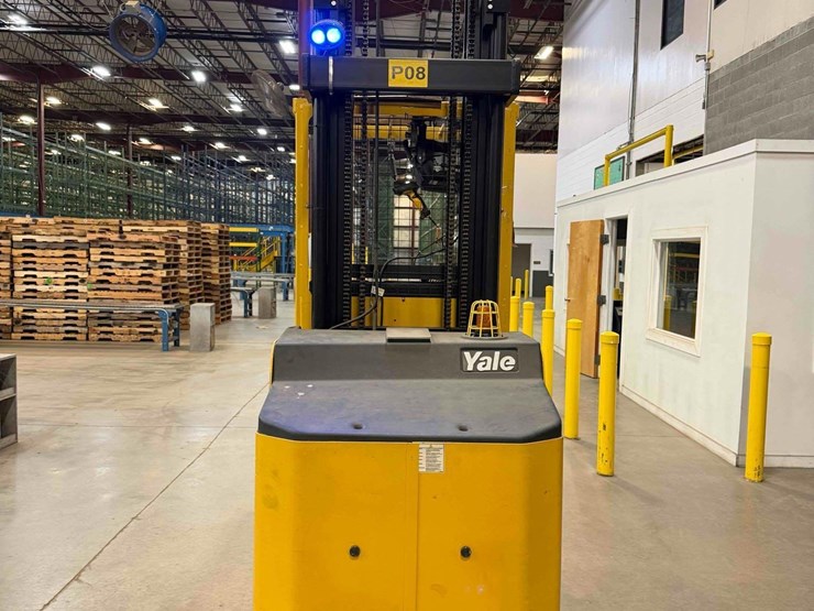 yale-os030bfn36te119-order-picker-image-2