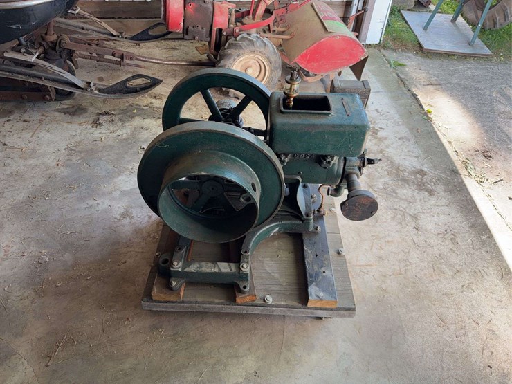 rock-island-1-1/2-hp-engine-image-1