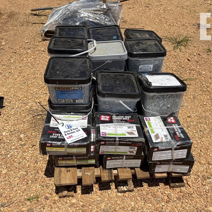 PALLET OF MISCELLANEOUS NAILS