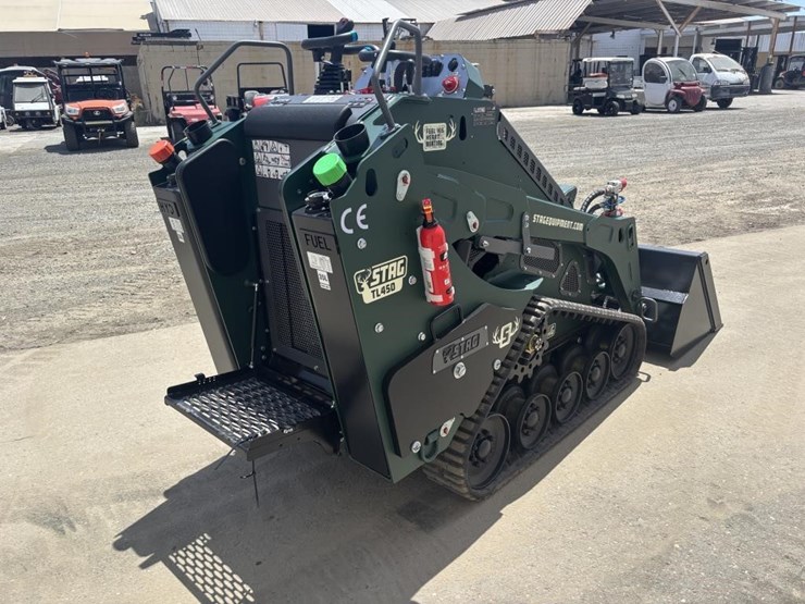 2026-kubota-d1703-image-3