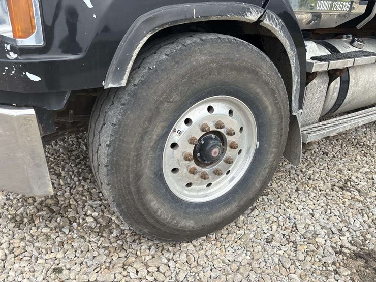 2018-western-star-4700-image-8