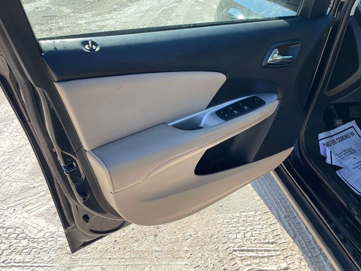 2018-dodge-journey-image-9