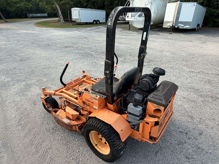 2013-scag-turf-tiger-52"-zero-turn-mower-image-3
