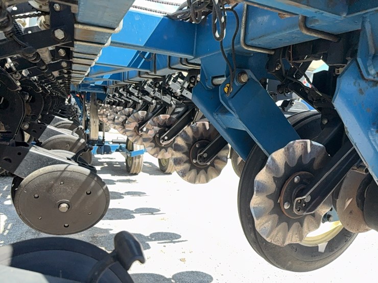 kinze-3600-image-21