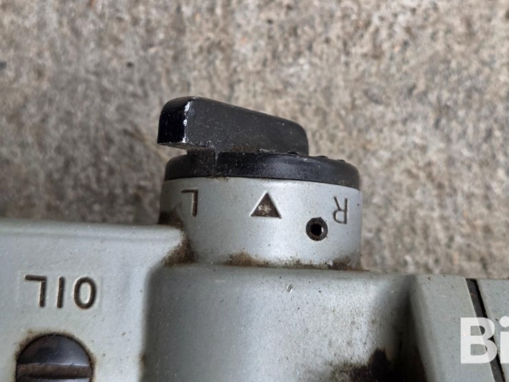 1"-air-impact-&-sockets-image-10