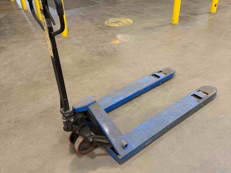 manual-pallet-jack-image-3