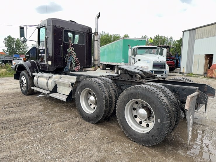 1999-kenworth-t800-image-55