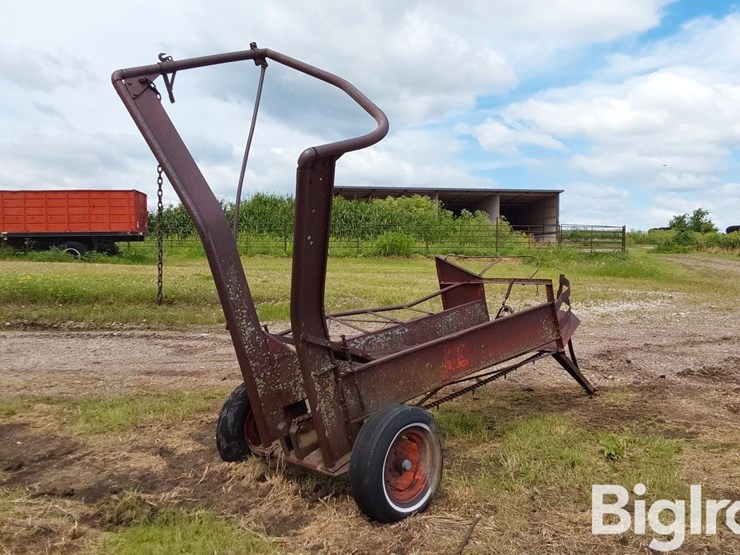 kneib-70-pop-up-bale-loader-image-5