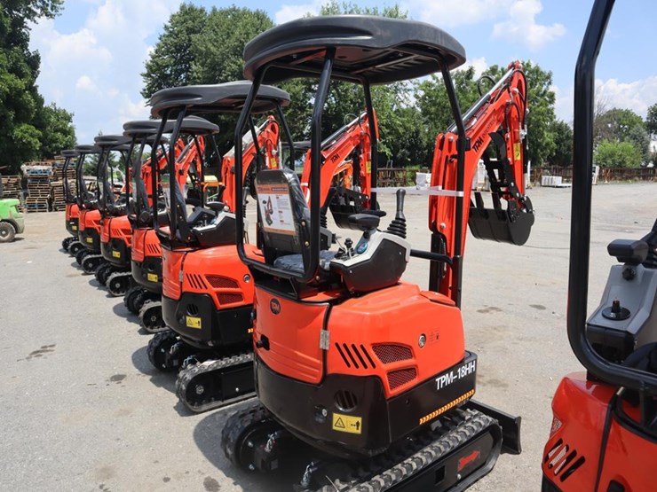 tpm-18hh-mini-excavator-image-7