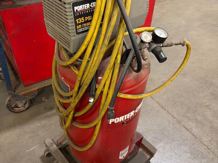 porter-cable-135psi-air-compressor-image-2