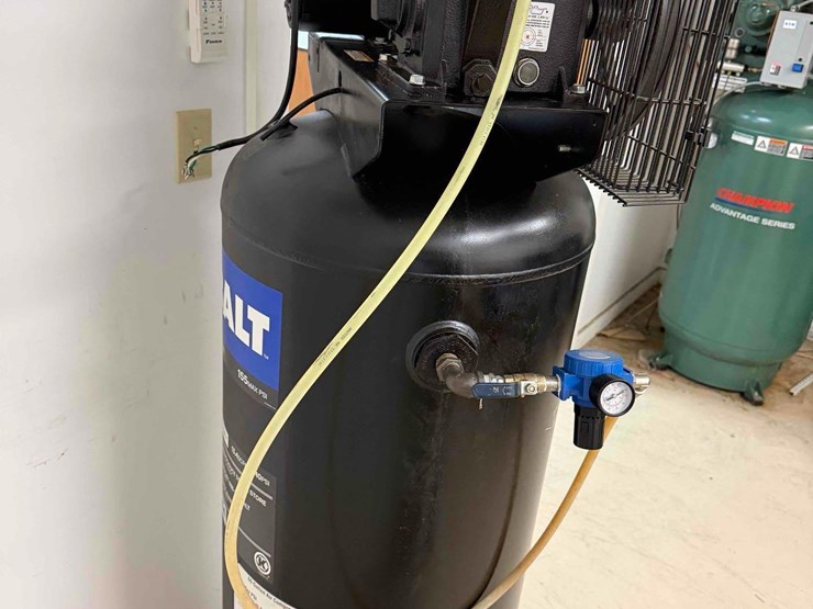 kobalt-3.7hp-60gal-air-compressor-image-1