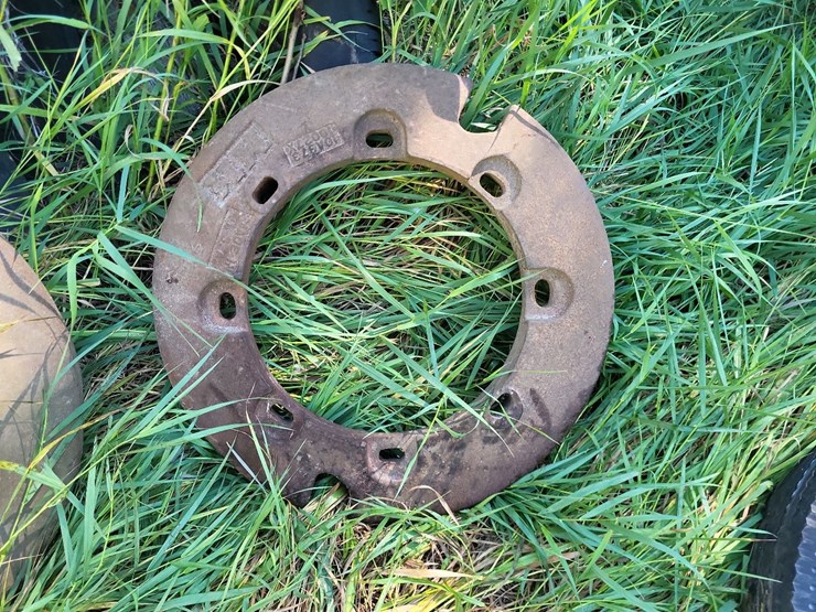 (1)-minneapolis-moline-wheel-weight-image-1