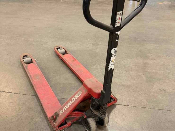 manual-pallet-jack-image-4