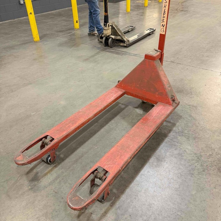 Manual Pallet Jack