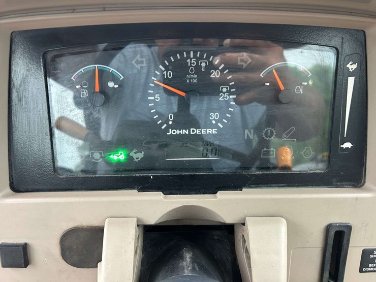 2012-john-deere-5101e-image-49