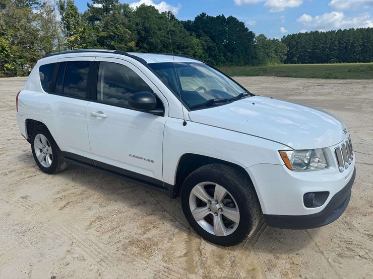 2013-jeep-compass-image-2